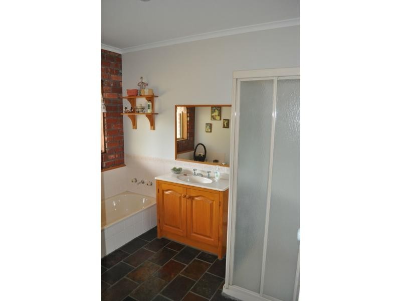 37 Berrys Road, Nyora VIC 3987