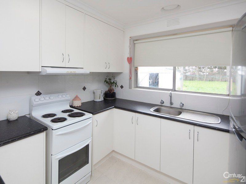 8 Mickle Street, Koo Wee Rup VIC 3981