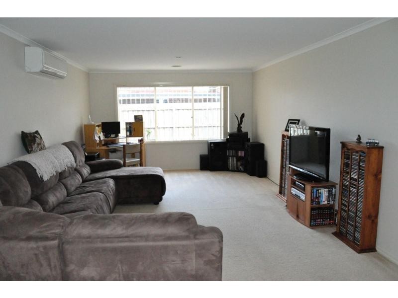 17 Supreme Close, Koo Wee Rup VIC 3981