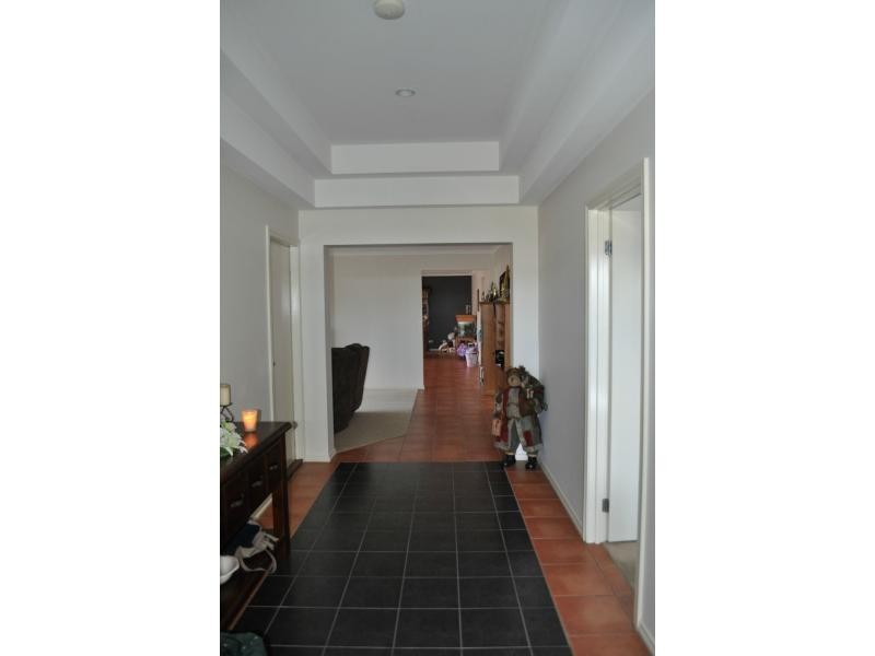 17 Supreme Close, Koo Wee Rup VIC 3981