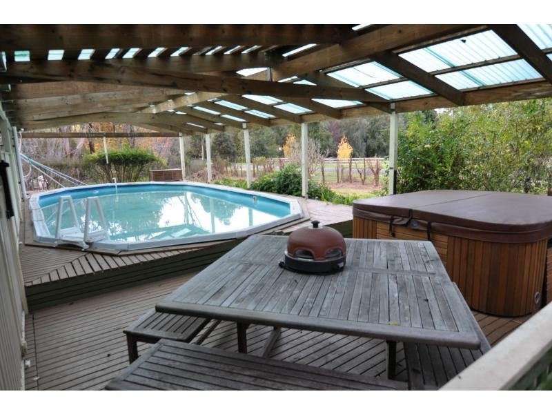 47 Hatchs Road, Nyora VIC 3987
