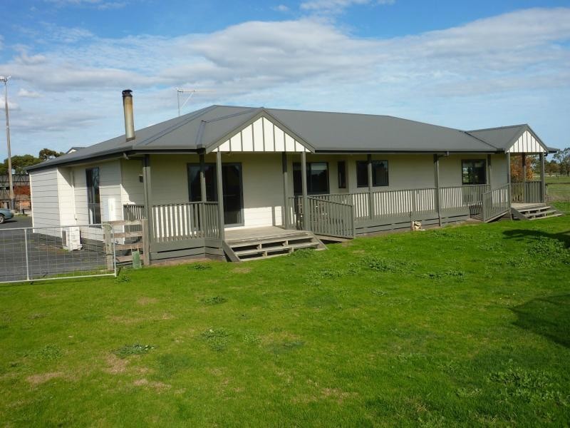 210 Kooweerup Longwarry Road, Koo Wee Rup VIC 3981