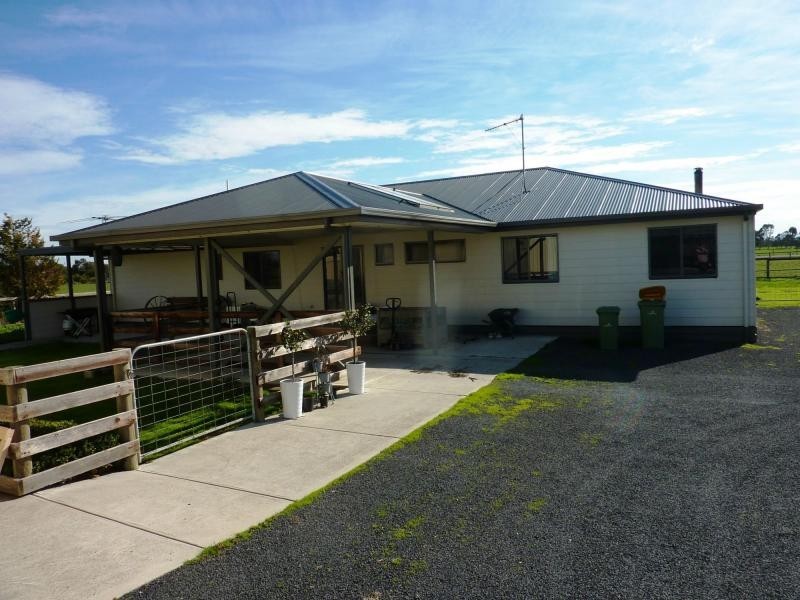 210 Kooweerup Longwarry Road, Koo Wee Rup VIC 3981