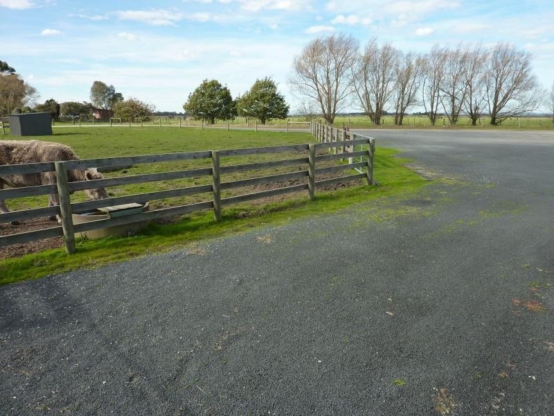 210 Kooweerup Longwarry Road, Koo Wee Rup VIC 3981