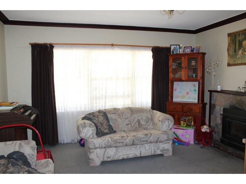 2 Clarence Street, Loch VIC 3945