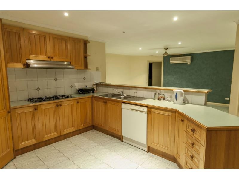 28 Alexandra Avenue, Koo Wee Rup VIC 3981