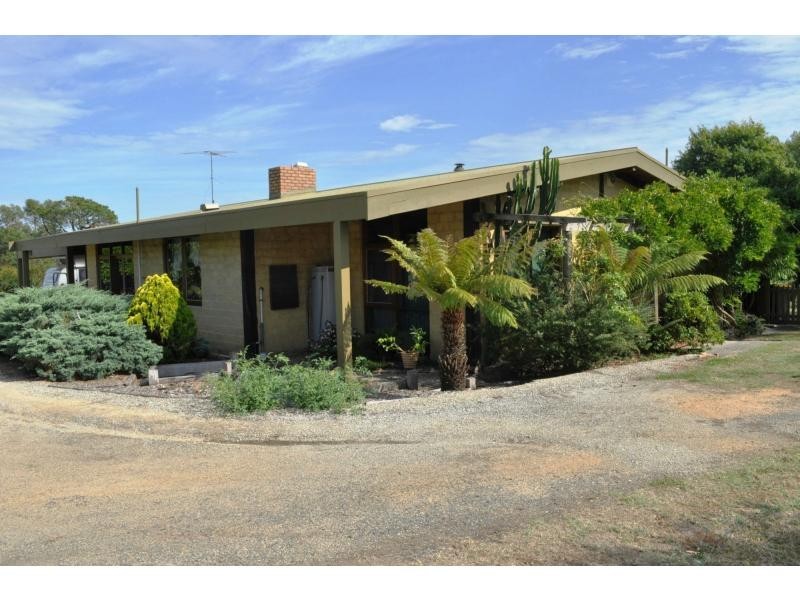 36 Hewson Street, Nyora VIC 3987