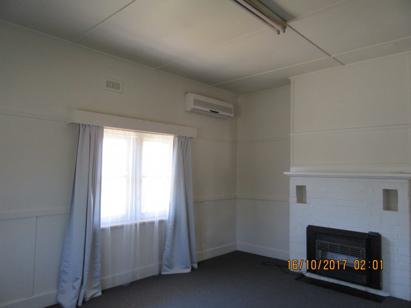 204 Station Street, Koo Wee Rup VIC 3981