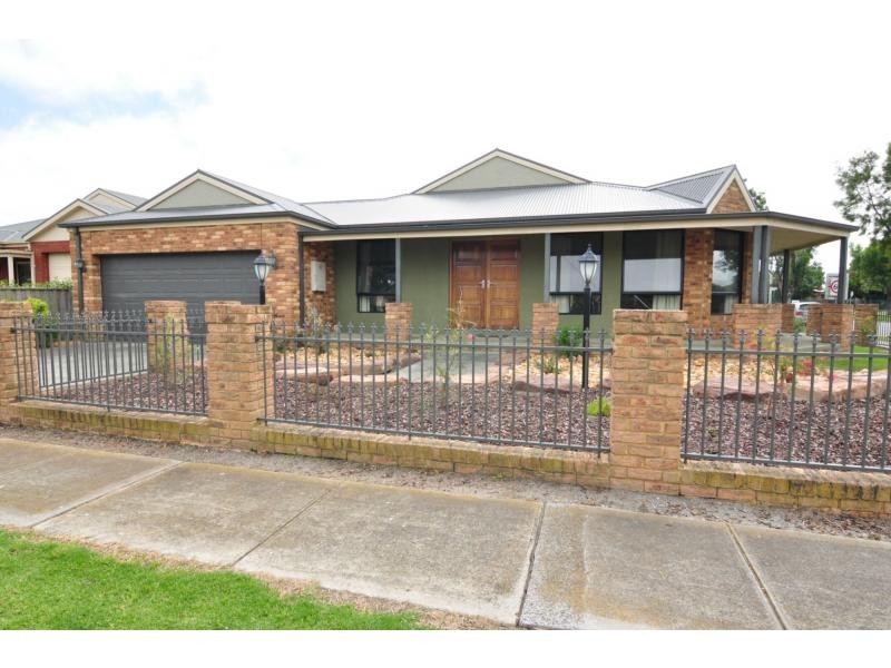 327a Rossiter Road, Koo Wee Rup VIC 3981