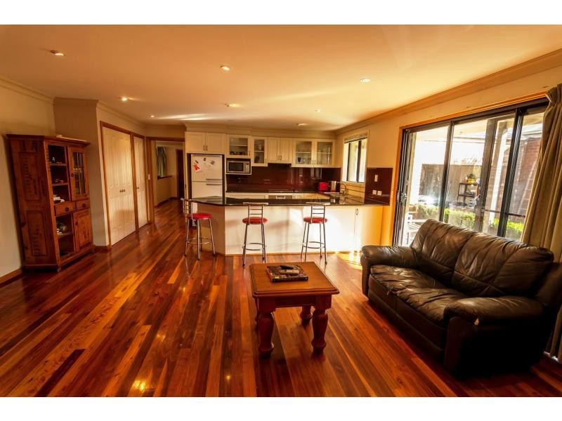 327a Rossiter Road, Koo Wee Rup VIC 3981