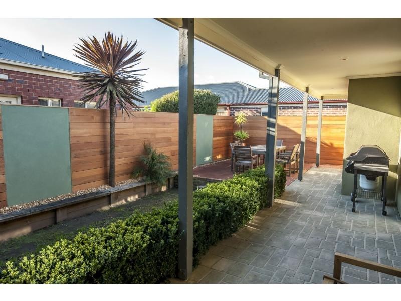 327a Rossiter Road, Koo Wee Rup VIC 3981