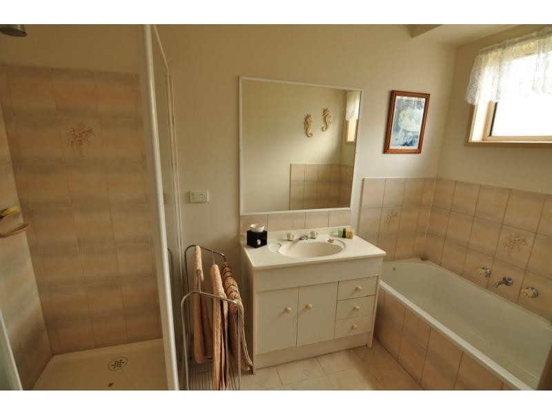 9 Grundy Avenue, Nyora VIC 3987