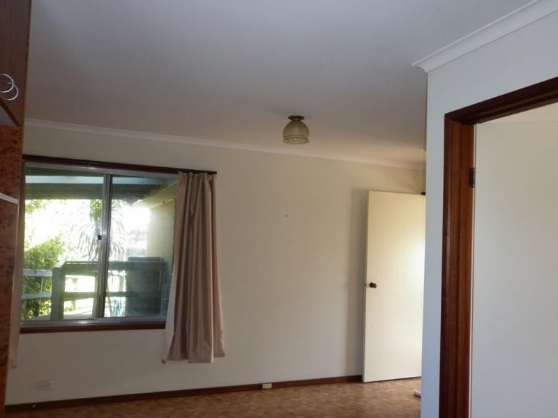 15 Edgar Road, San Remo VIC 3925