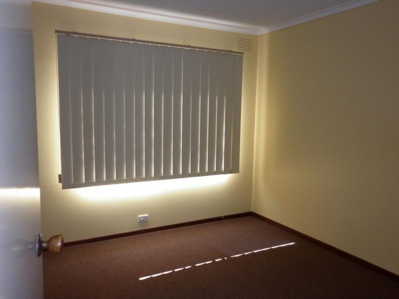 15 Edgar Road, San Remo VIC 3925