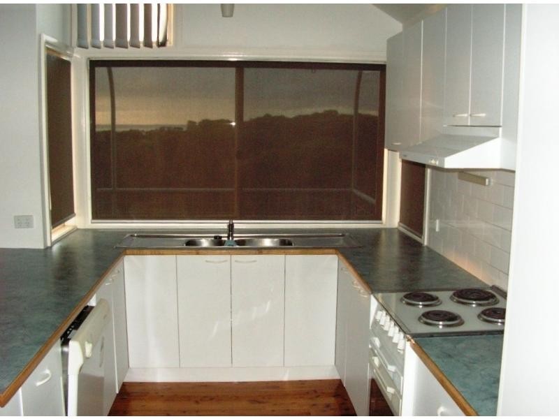 19 The Broadway Avenue, San Remo VIC 3925