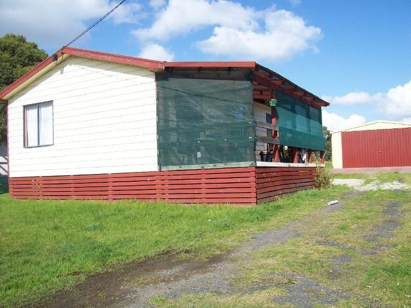 16 Kallay Drive, Pioneer Bay VIC 3984