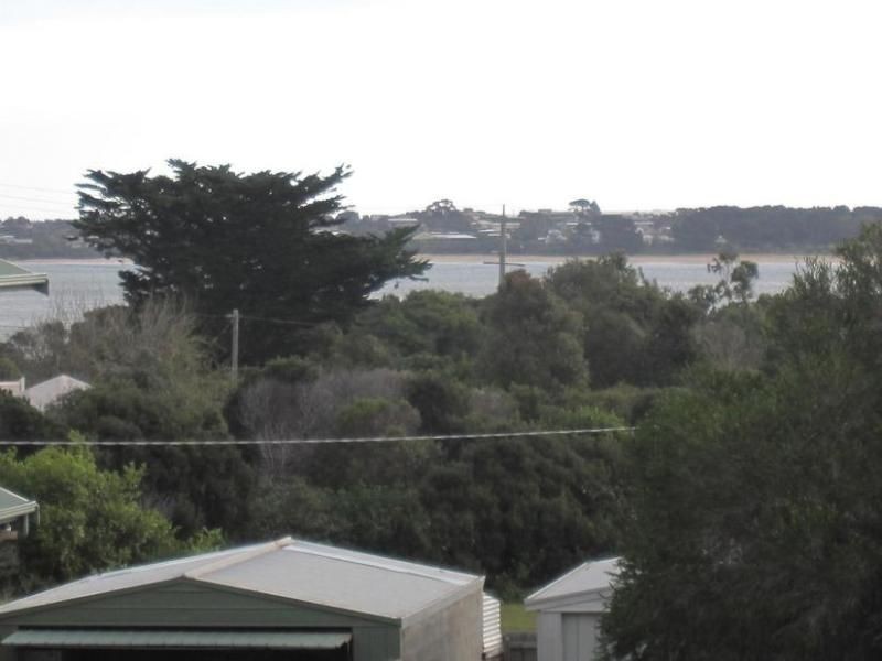 36 Back Beach Road, San Remo VIC 3925
