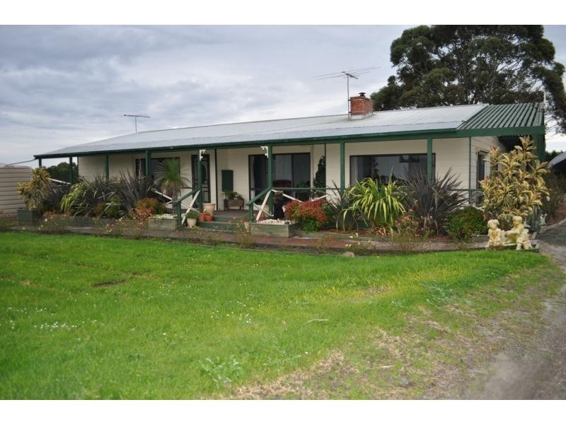 320 Nyora St.Heliers Road, Woodleigh VIC 3945