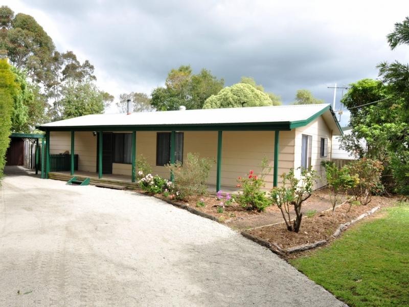 5 Hewson Street, Nyora VIC 3987