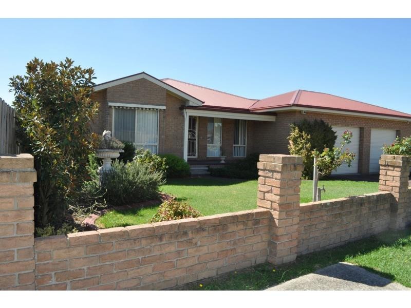 25 Grange Court, Koo Wee Rup VIC 3981