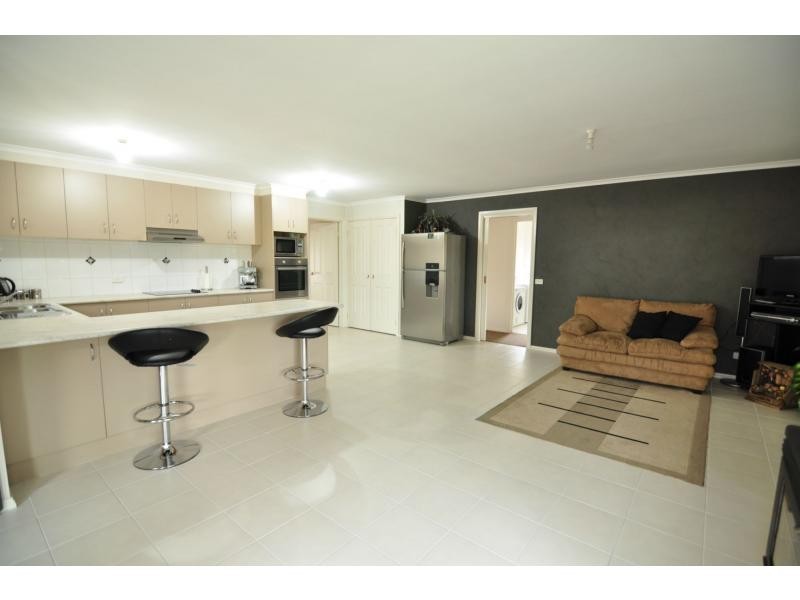 58 Bailey Boulevard, Koo Wee Rup VIC 3981