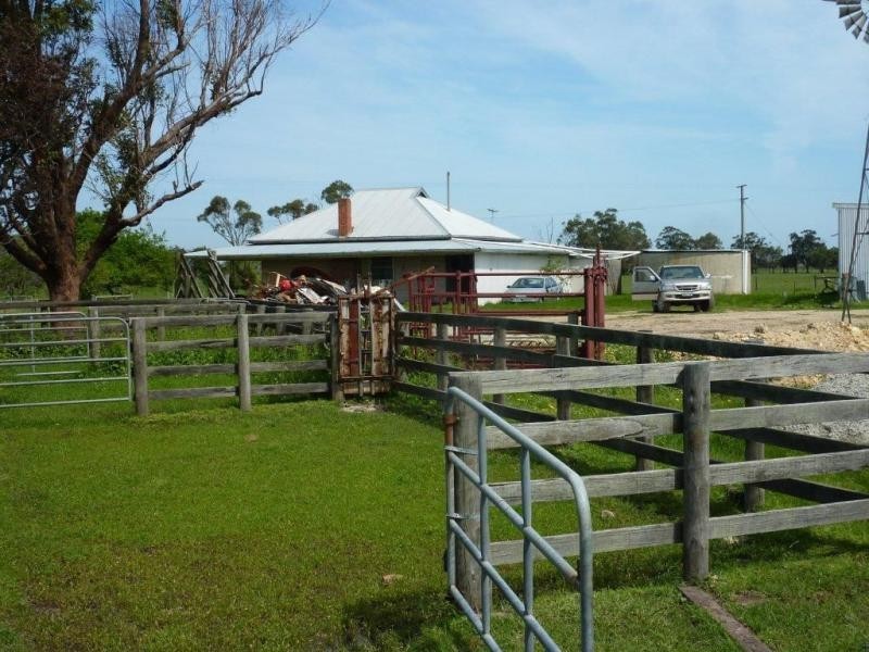 No. 5 Humphries Road, Catani VIC 3981