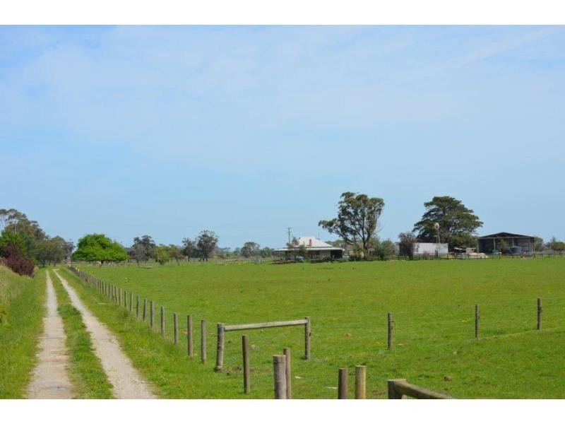 No. 5 Humphries Road, Catani VIC 3981
