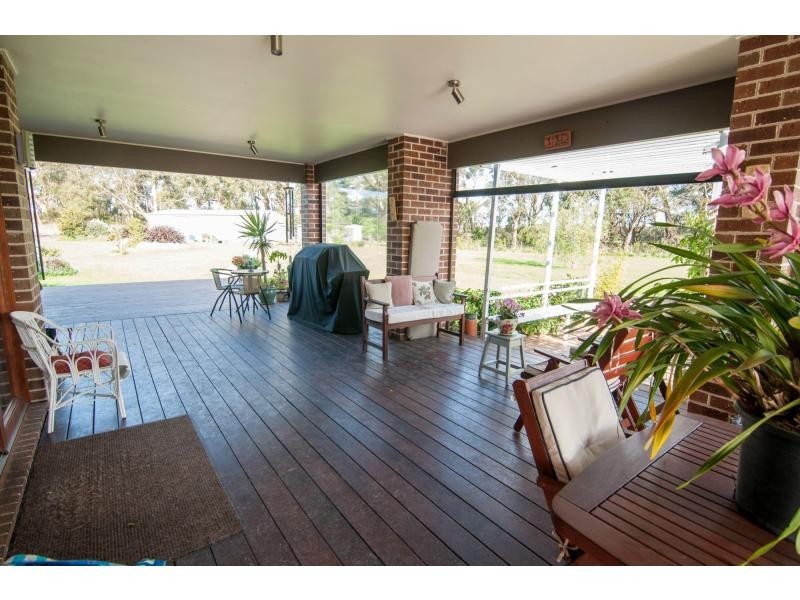 76 Follett Drive, Nyora VIC 3987