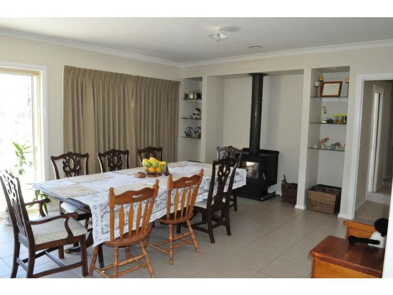 8 Mia Crescent, Nyora VIC 3987