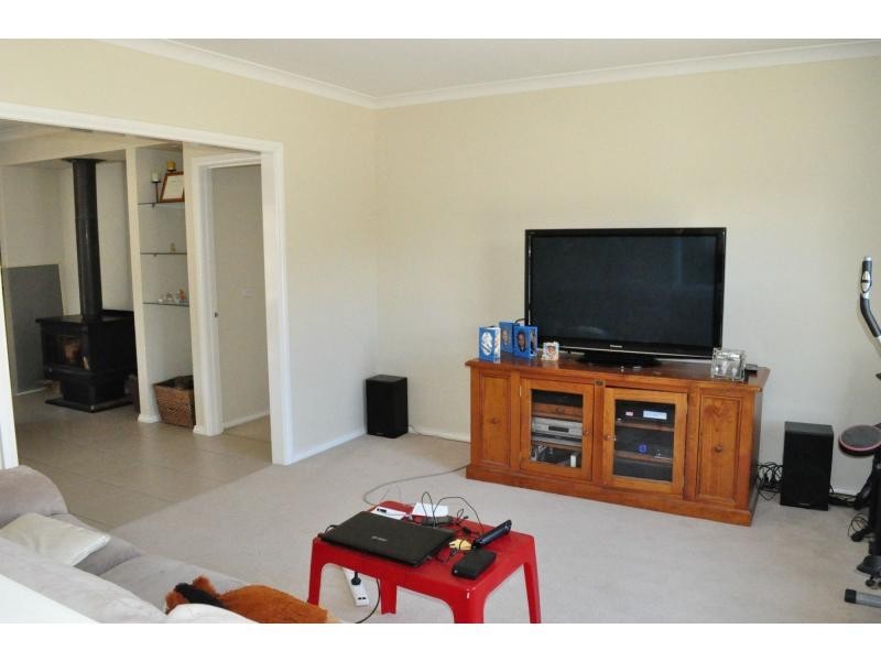 8 Mia Crescent, Nyora VIC 3987