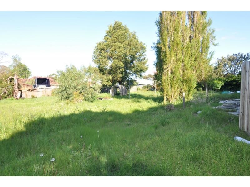 2 Salisbury Street, Lang Lang VIC 3984