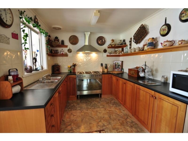 204 McDonalds Track, Lang Lang VIC 3984