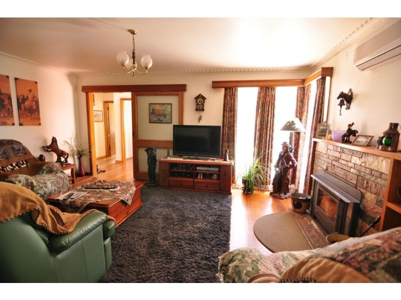 204 McDonalds Track, Lang Lang VIC 3984