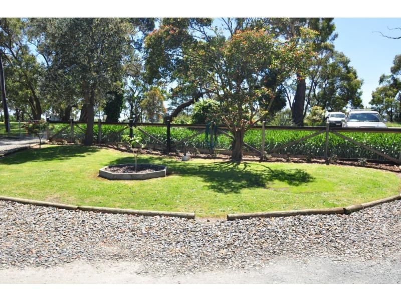 204 McDonalds Track, Lang Lang VIC 3984