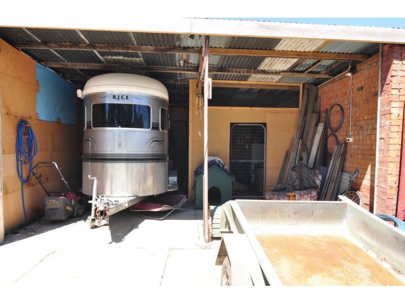 204 McDonalds Track, Lang Lang VIC 3984