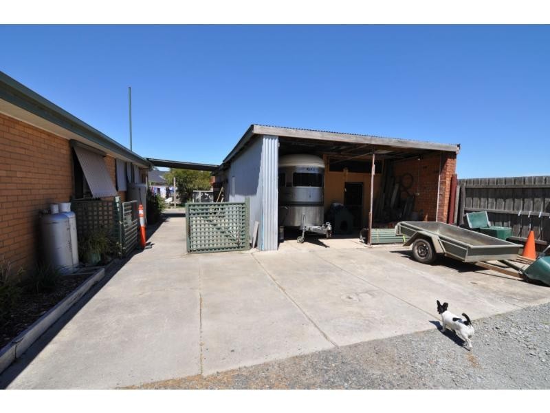 204 McDonalds Track, Lang Lang VIC 3984