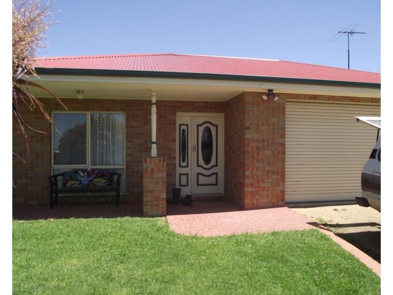 11 Thom Road, Lang Lang VIC 3984