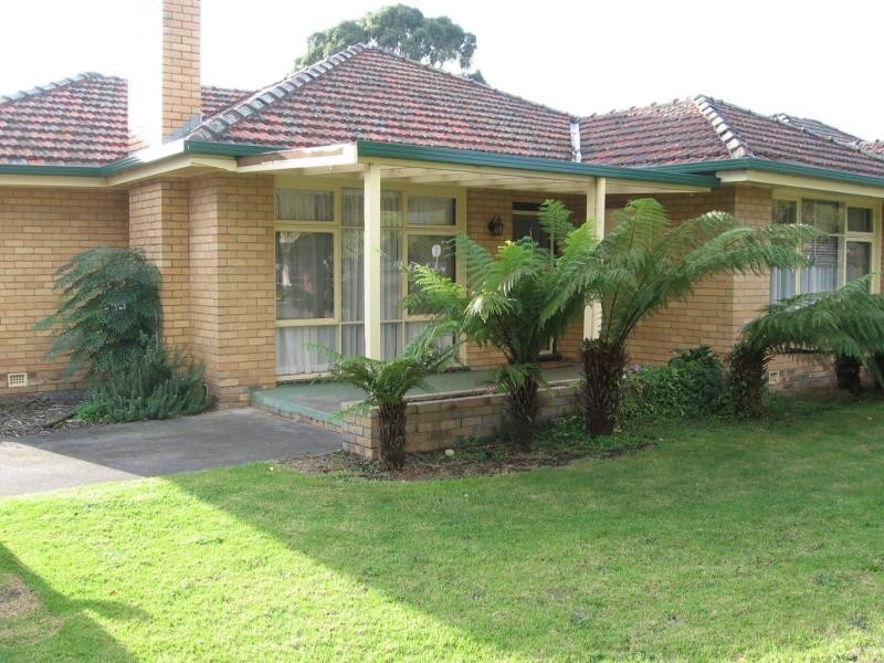 65 Westernport Road, Lang Lang VIC 3984