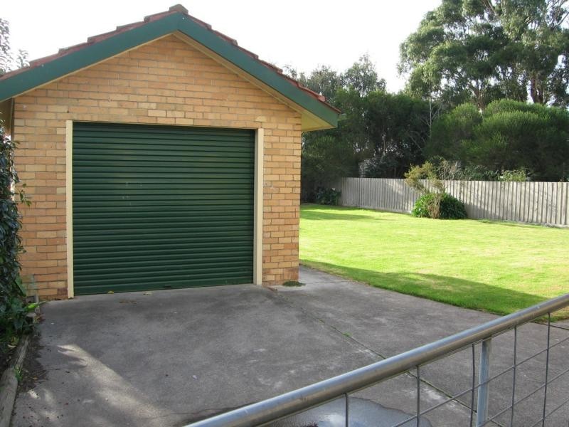 65 Westernport Road, Lang Lang VIC 3984