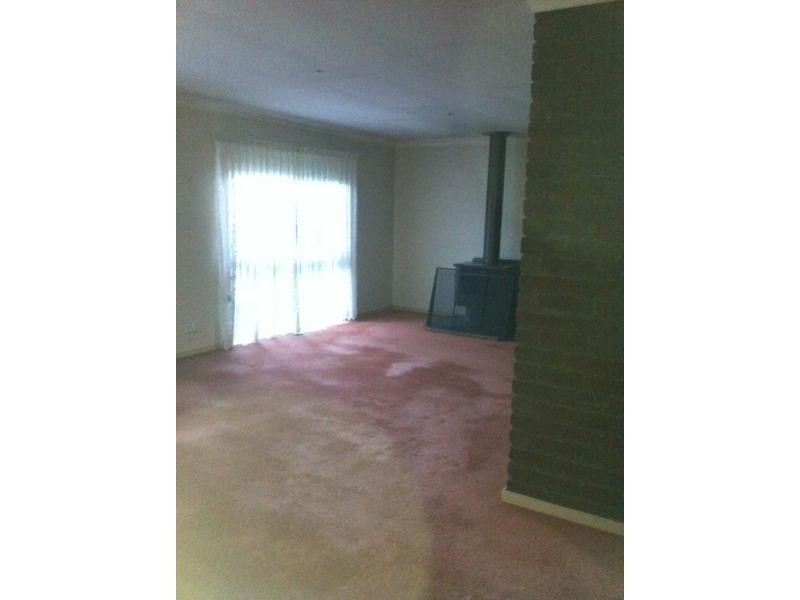 13 Nellie Street, Lang Lang VIC 3984