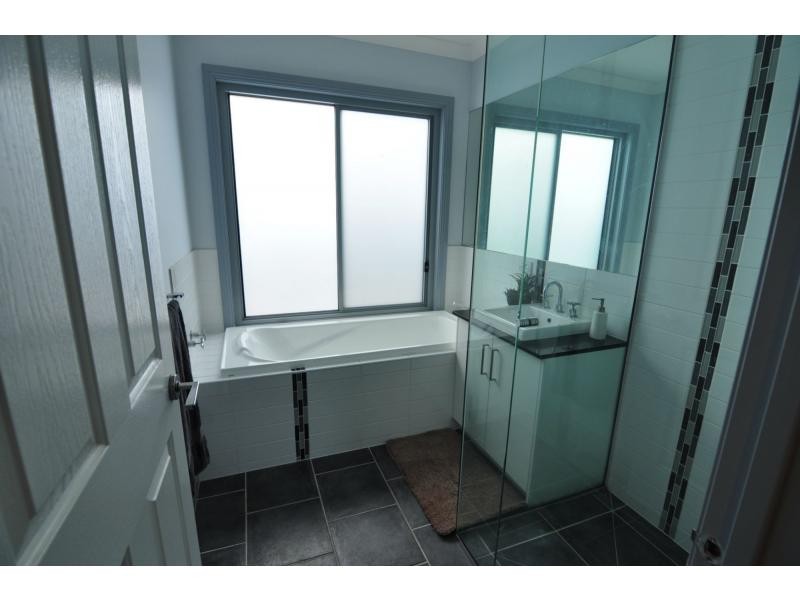 19 Charles Street, Koo Wee Rup VIC 3981