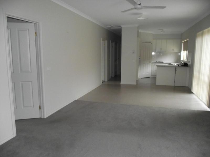 Unit B/9 Cambridge Street, Lang Lang VIC 3984