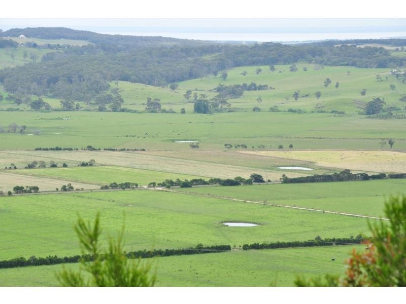 320 Anderson Hill Road, Loch VIC 3945