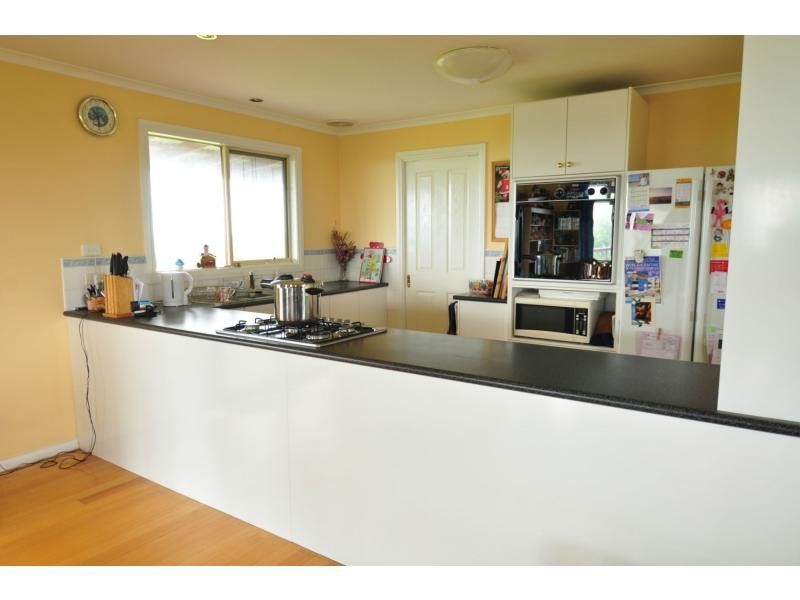 320 Anderson Hill Road, Loch VIC 3945