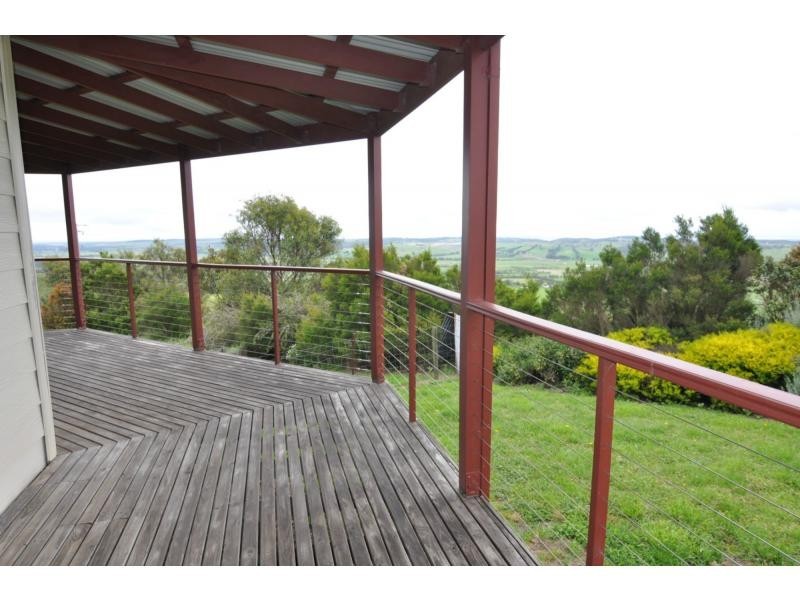 320 Anderson Hill Road, Loch VIC 3945