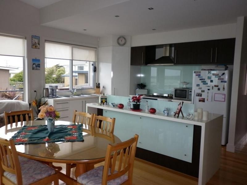 2 Jadestone Court, San Remo VIC 3925