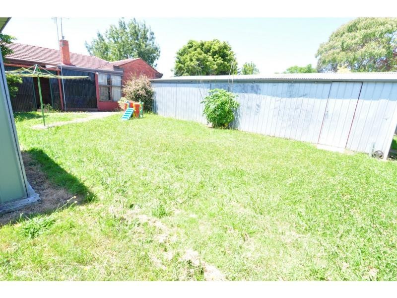 20 Sybella Avenue, Koo Wee Rup VIC 3981