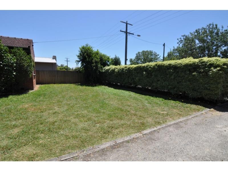 20 Sybella Avenue, Koo Wee Rup VIC 3981