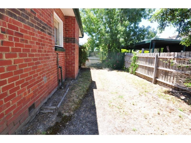 20 Sybella Avenue, Koo Wee Rup VIC 3981