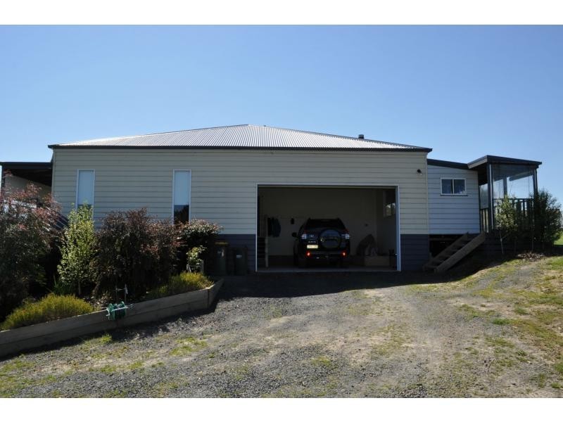 55 Henrys Road, Nyora VIC 3987